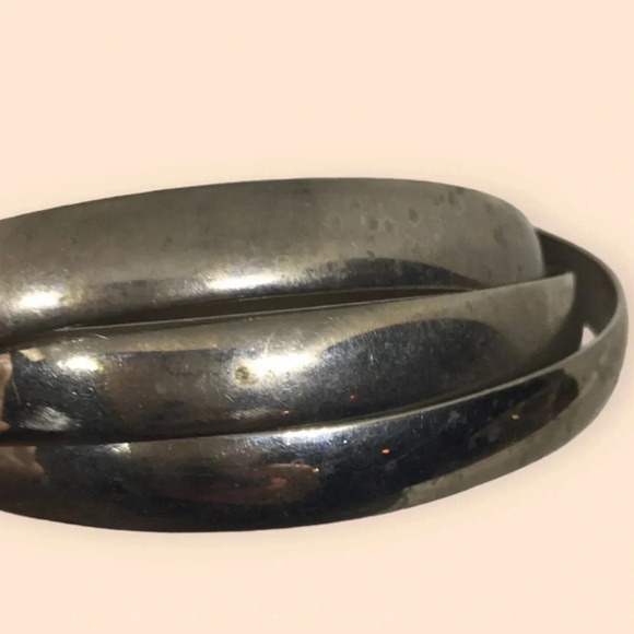 Set of 3 Connected Silver Tone Bangle Bracelets - Picture 3 of 4